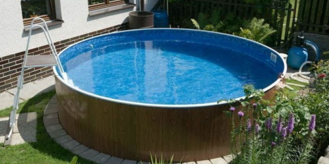 Proč si koupit masivní bazény na podzim?